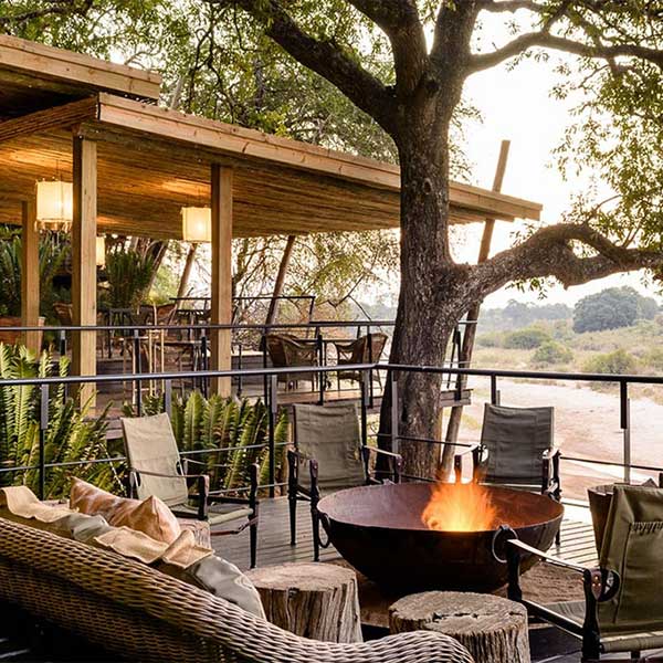 LiNGER Travel Recommends Singita Ebony Lodge - Kenya